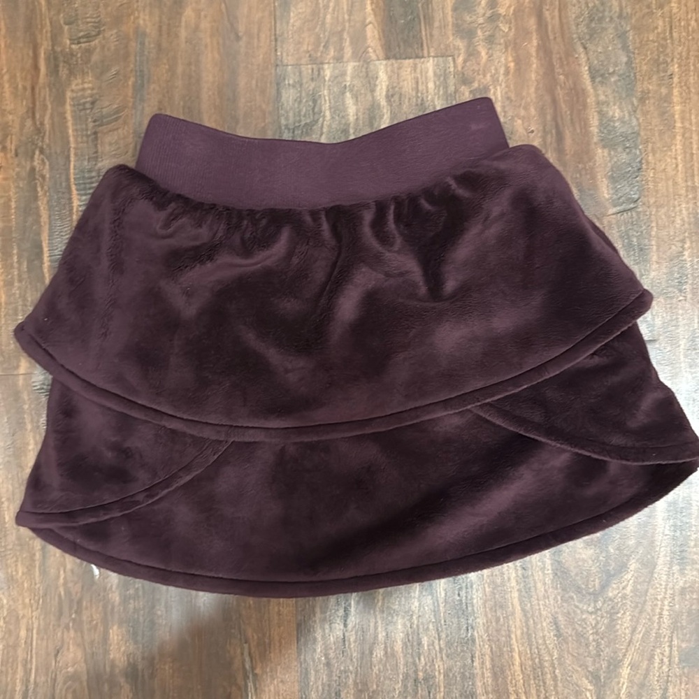 Like new Athleta girl skirt!